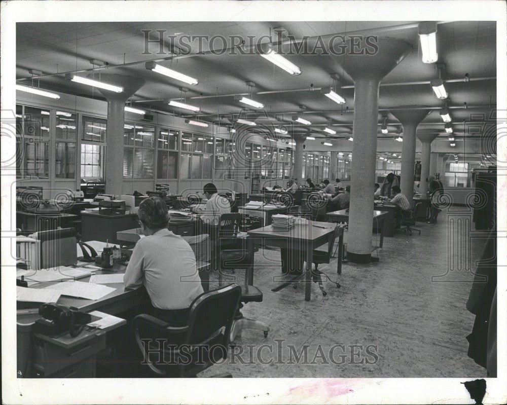 1976 Press Photo Office Design 100 Years Straight Rows - Historic Images