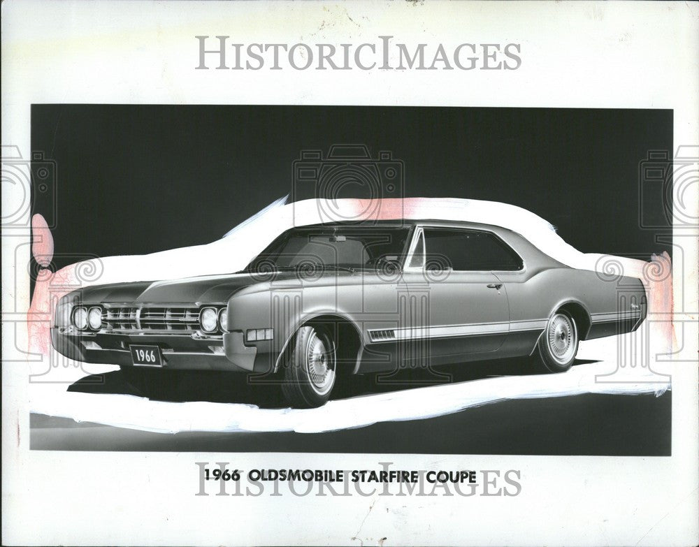 1965 Press Photo 1966 Oldsmobile Starfire Coupe - Historic Images