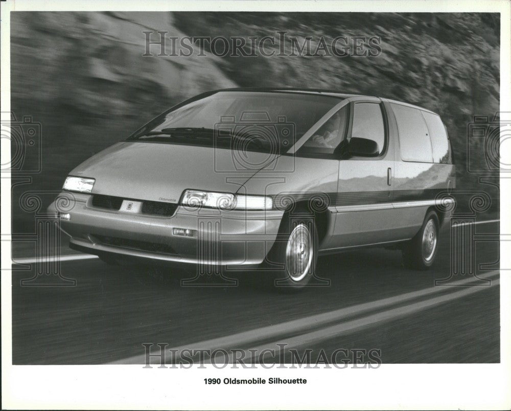 1989 Press Photo Oldsmobile Silhouette - Historic Images