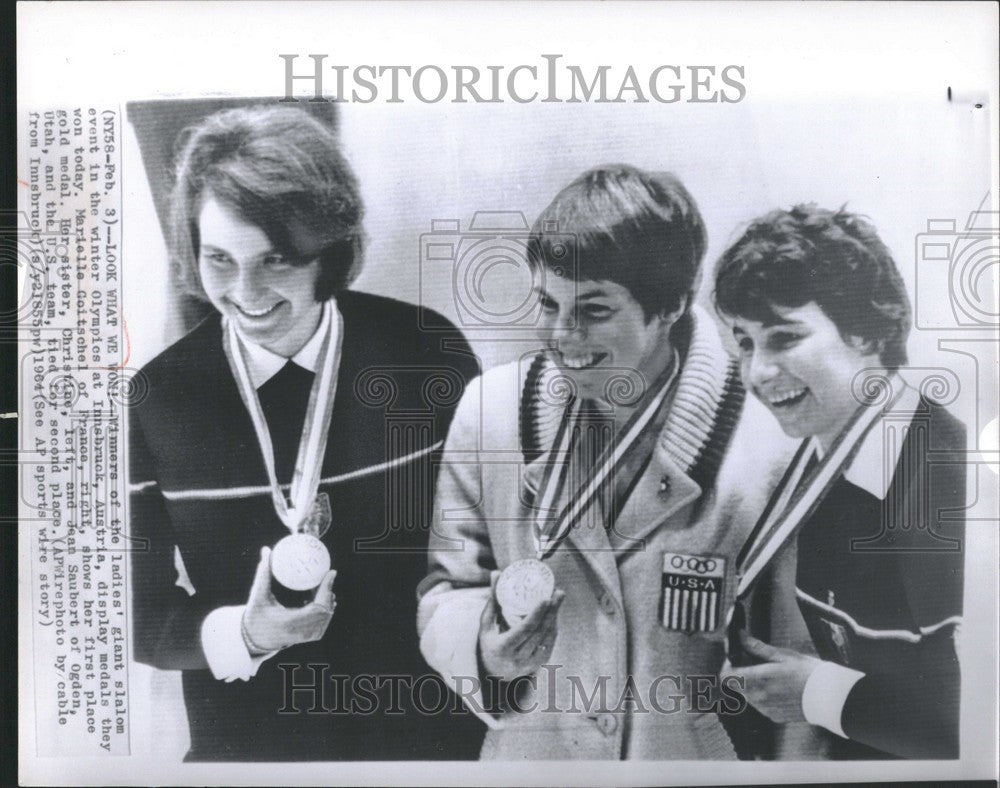 1964 Press Photo Marielle Goitschel Jean Saubert medals - Historic Images