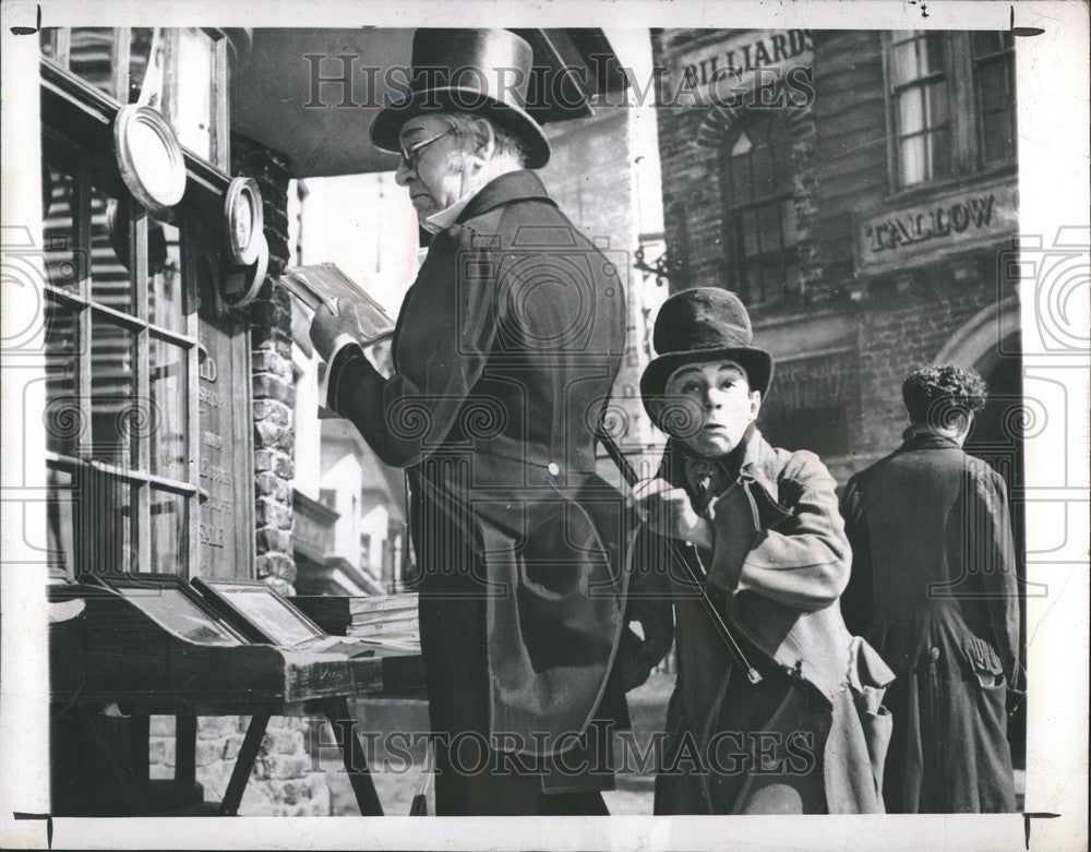 1949 Press Photo Scene British Oliver Twist - Historic Images