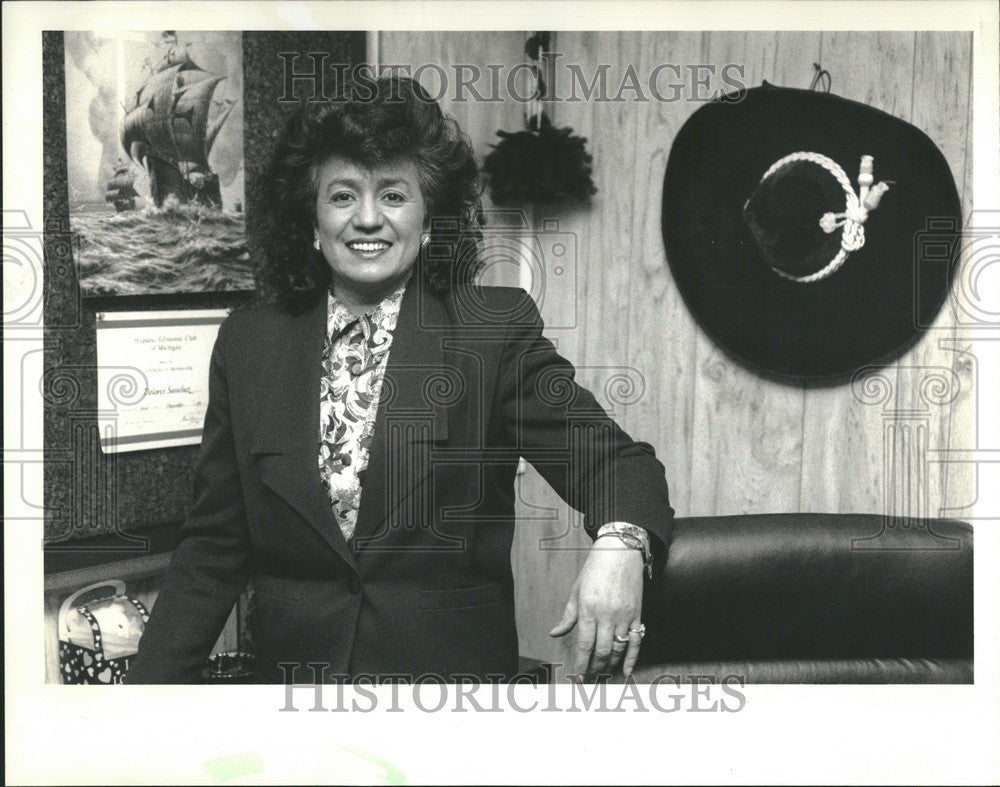 1990 Press Photo Delores Sanchez Publisher newspaper - Historic Images