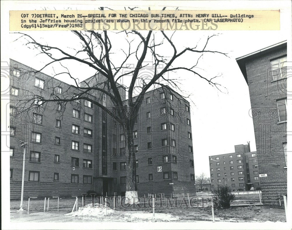 1982 Press Photo Jeffries housing project Detroit - Historic Images