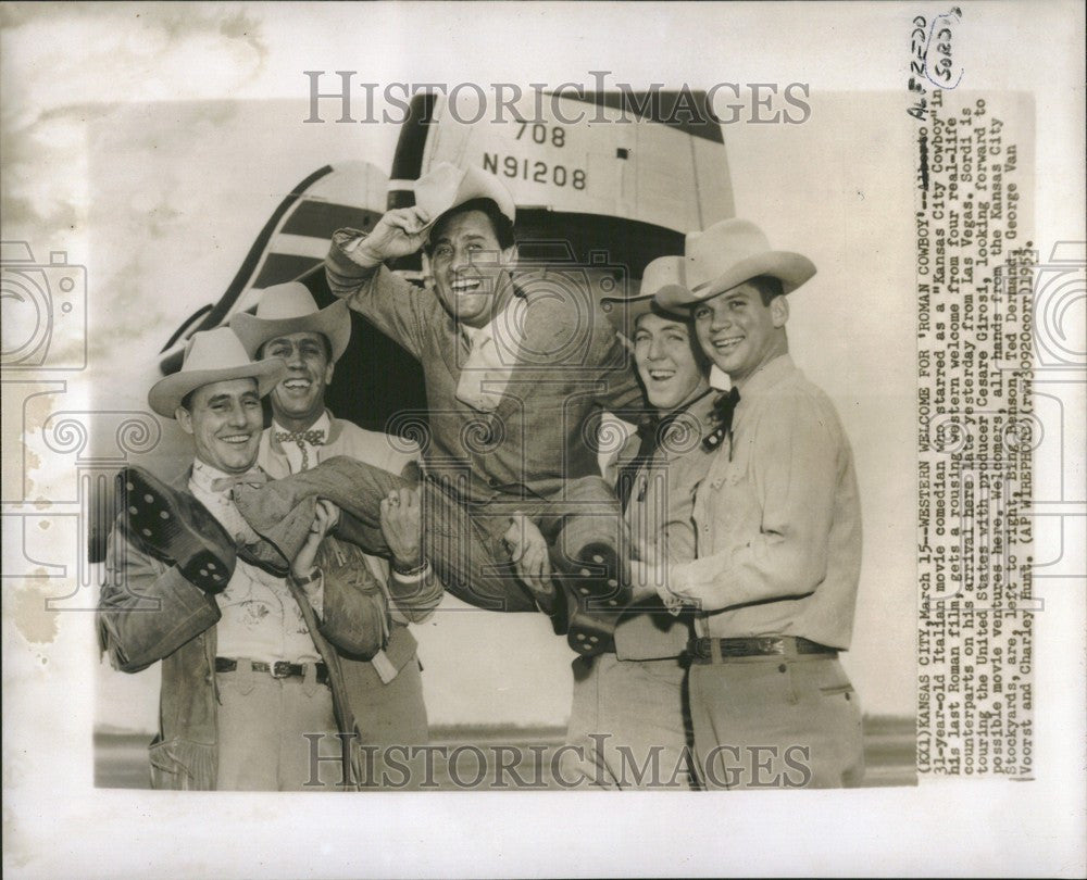 1955 Press Photo Alfredo Sordi Italian western actor - Historic Images