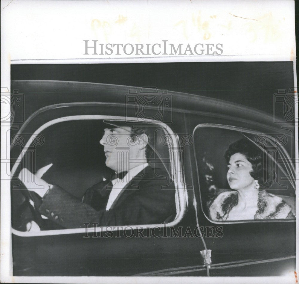 1959 Press Photo Italian Prince Raimondo Orsini Queen S - Historic Images