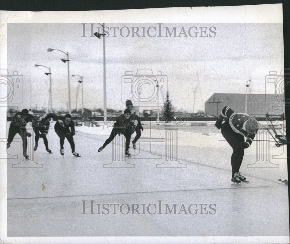 1959 Press Photo BOBBY SNYDER  SKATING - Historic Images