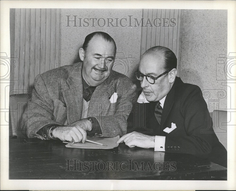 1949 Press Photo PAUL WHITEMAN SIR CEDRIC HARWICKE - Historic Images