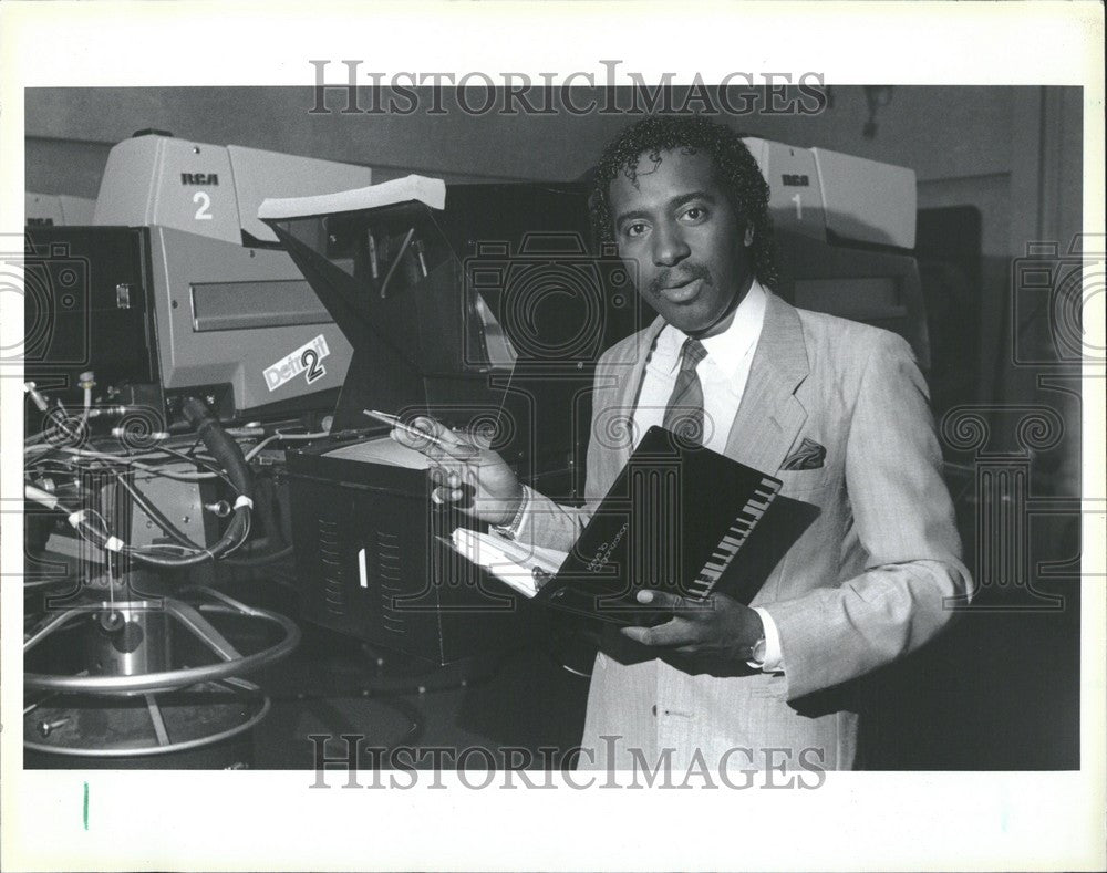 1985 Press Photo Jim White Stars Tomorrow WJBK Detroit - Historic Images