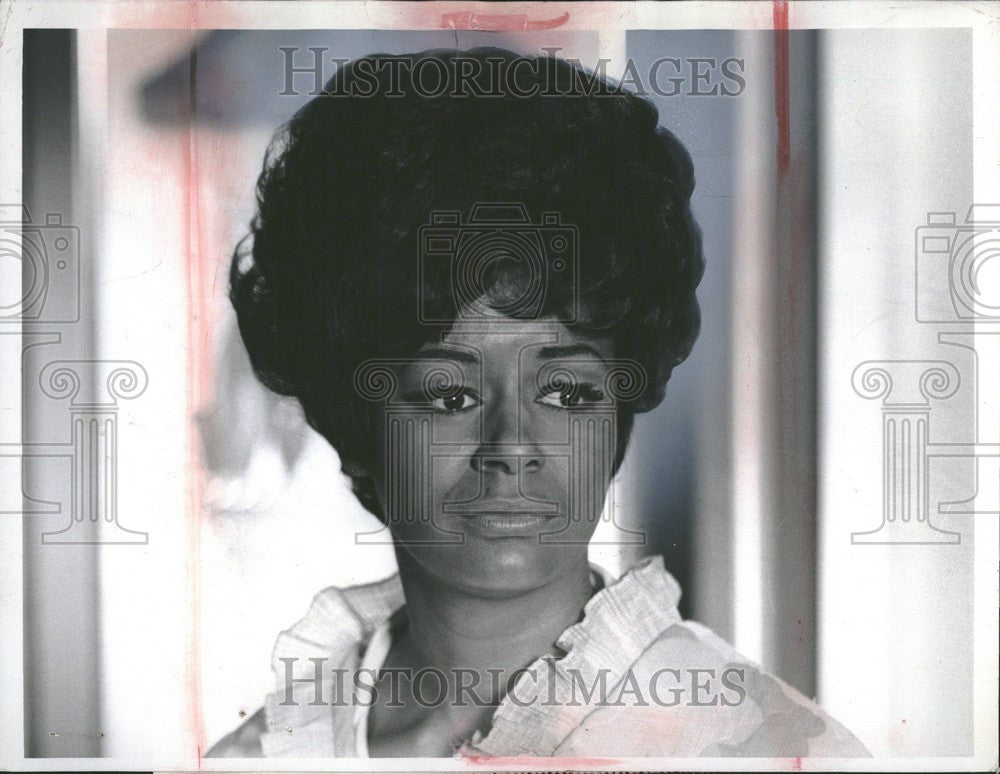 1969 Press Photo Gail Fisher &quot;Mannix&quot; - Historic Images