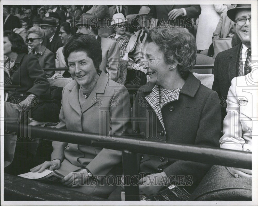 1969 Press Photo Mrs. Everell Fisher - Historic Images