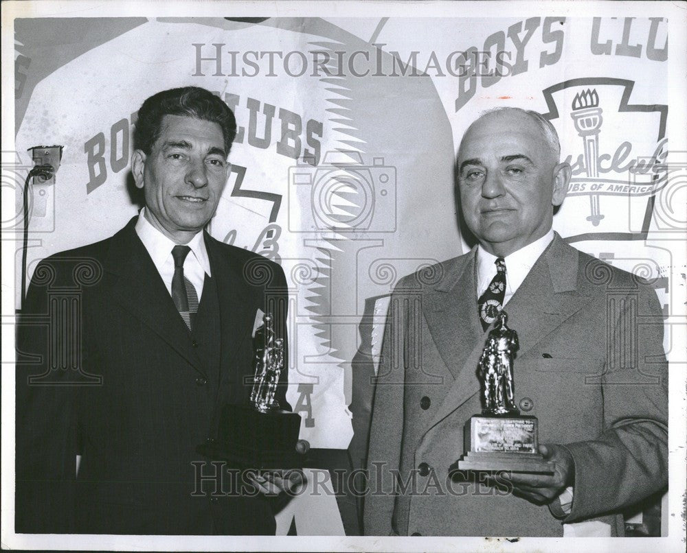 1963 Press Photo Louis Rosetti and Edward Fisher Trophy - Historic Images