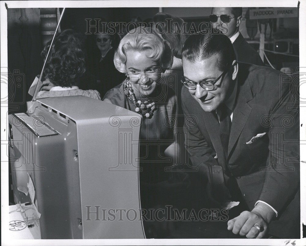 1960 Press Photo Walter Fisher - Historic Images