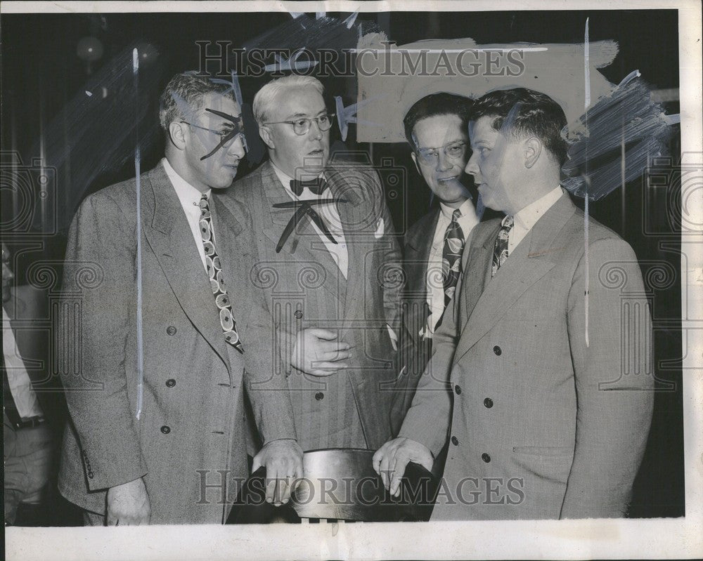 1946 Press Photo George Fitzgerald Goldberg David legal - Historic Images