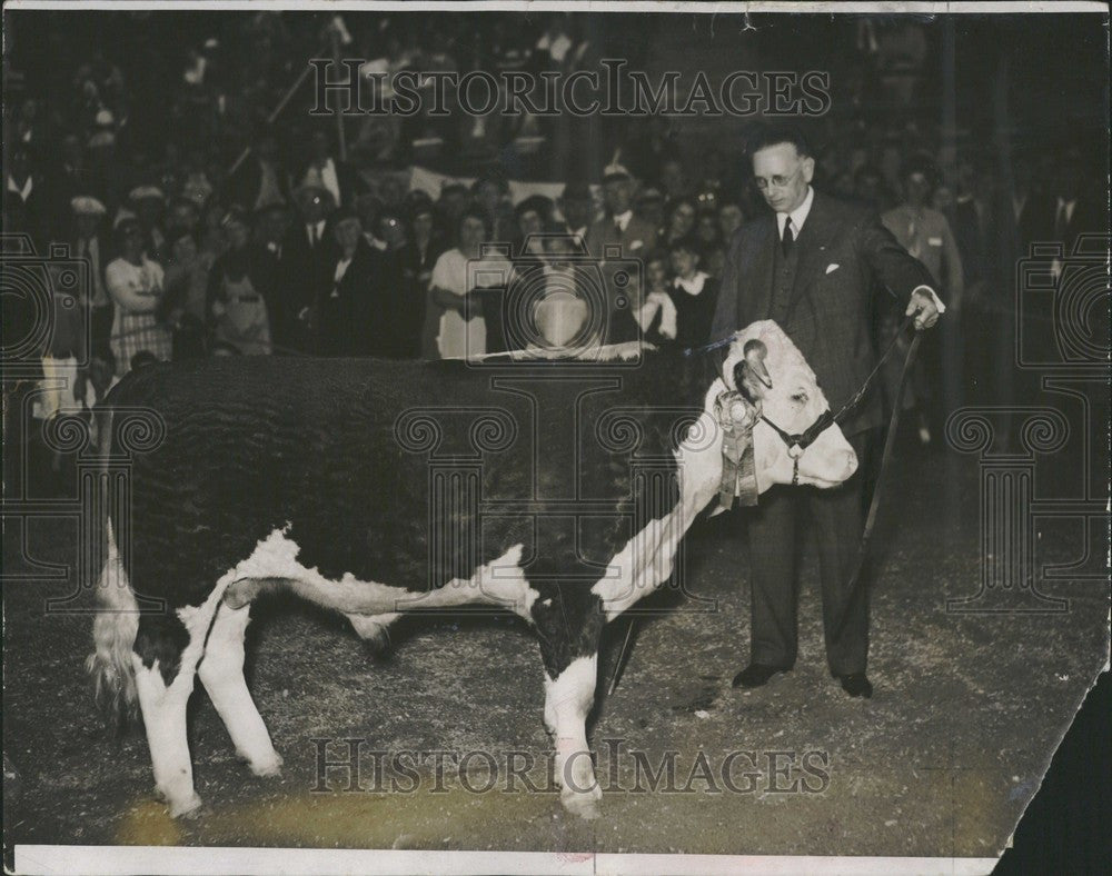 1935 Press Photo 1935 state fair Frank Fitzgerald steer - Historic Images