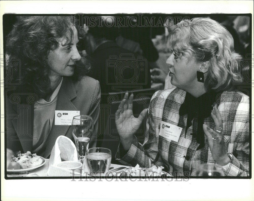 1986 Press Photo Marilyn Wheaton Executive Director - Historic Images