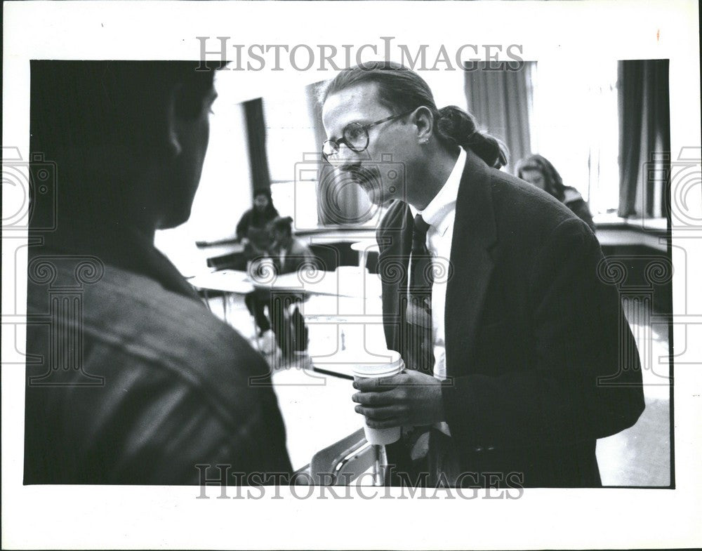 1992 Press Photo Dr. Patrick Welsh - Historic Images