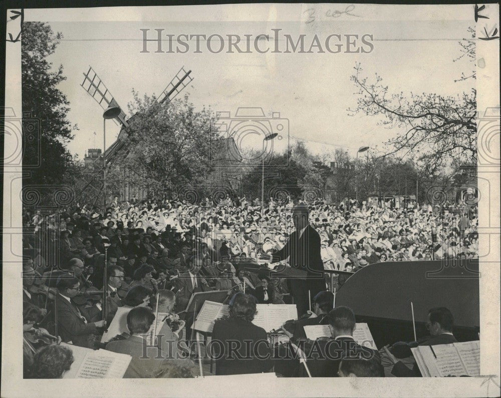 1950 Press Photo Eduard Werner - Historic Images