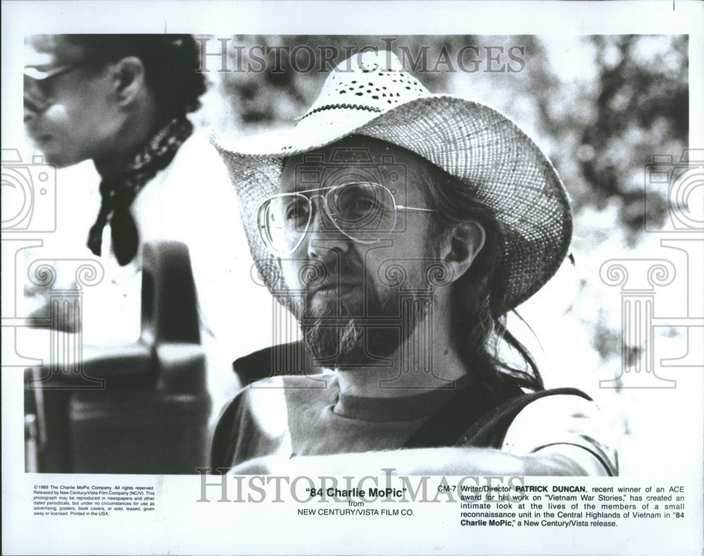 1989 Press Photo Patrick Duncan Director Writer Charlie - Historic Images