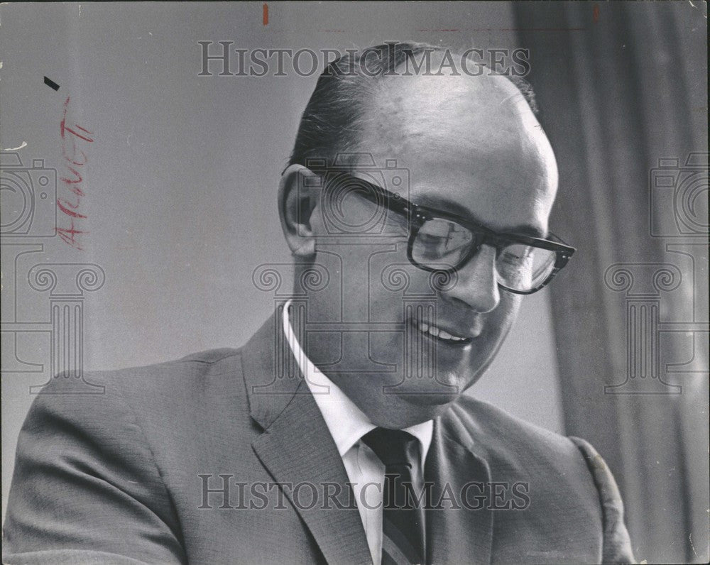 1968 Press Photo Judd Arnett Journalist Free Press - Historic Images