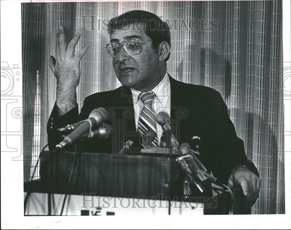 1982 Press Photo Bob Arum Boxing Promoter - Historic Images