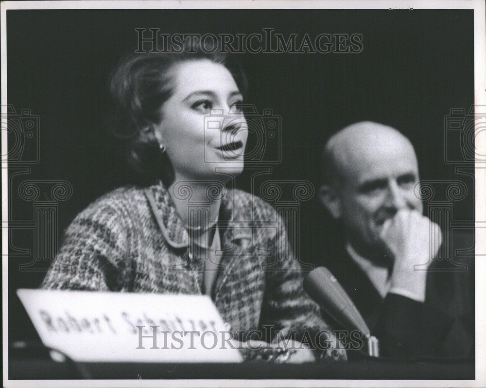 1966 Press Photo Elizabeth Ashley Actress - Historic Images