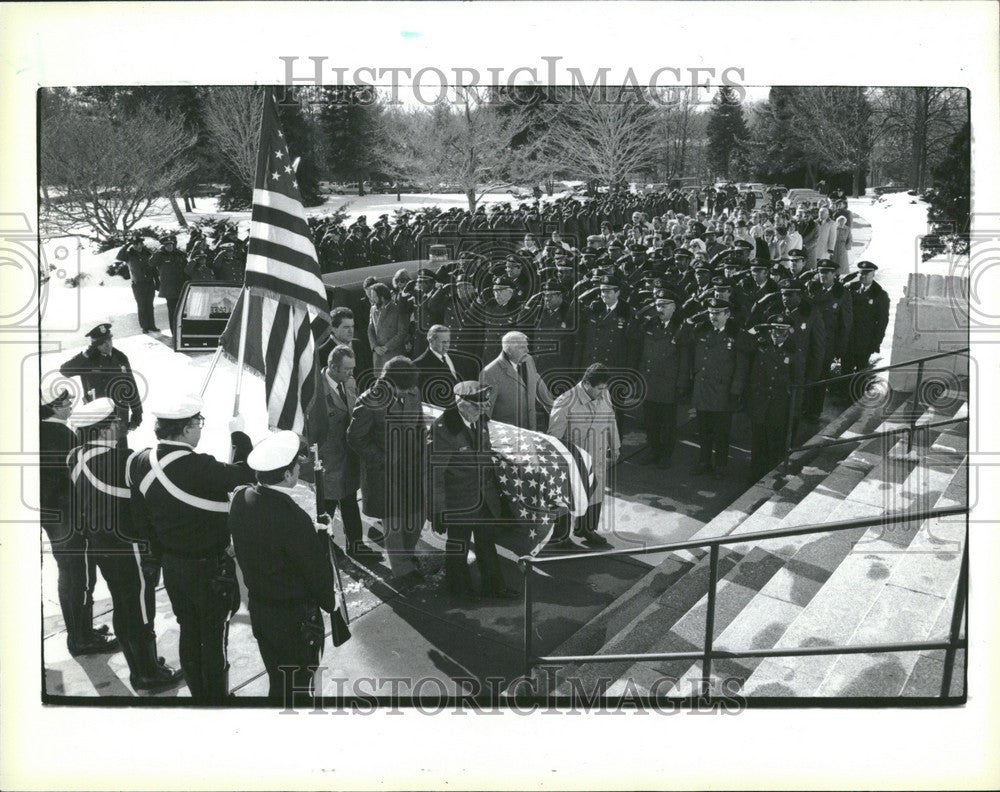 1986 Press Photo Areeda coffin Holy Sepulchre - Historic Images