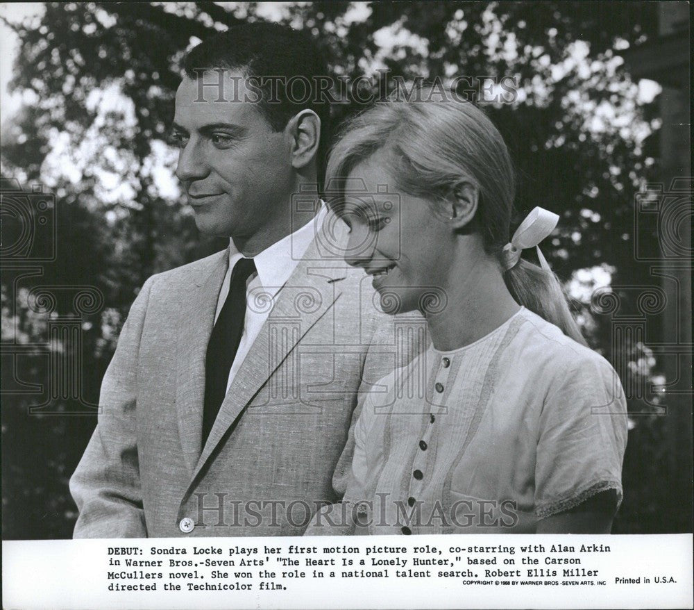 Press Photo Alan Arkin Carson McCullers novel - Historic Images