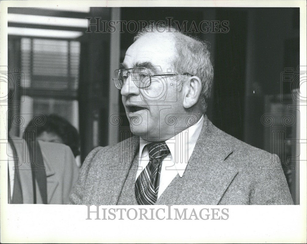 1994 Press Photo Edward Asner actor - Historic Images