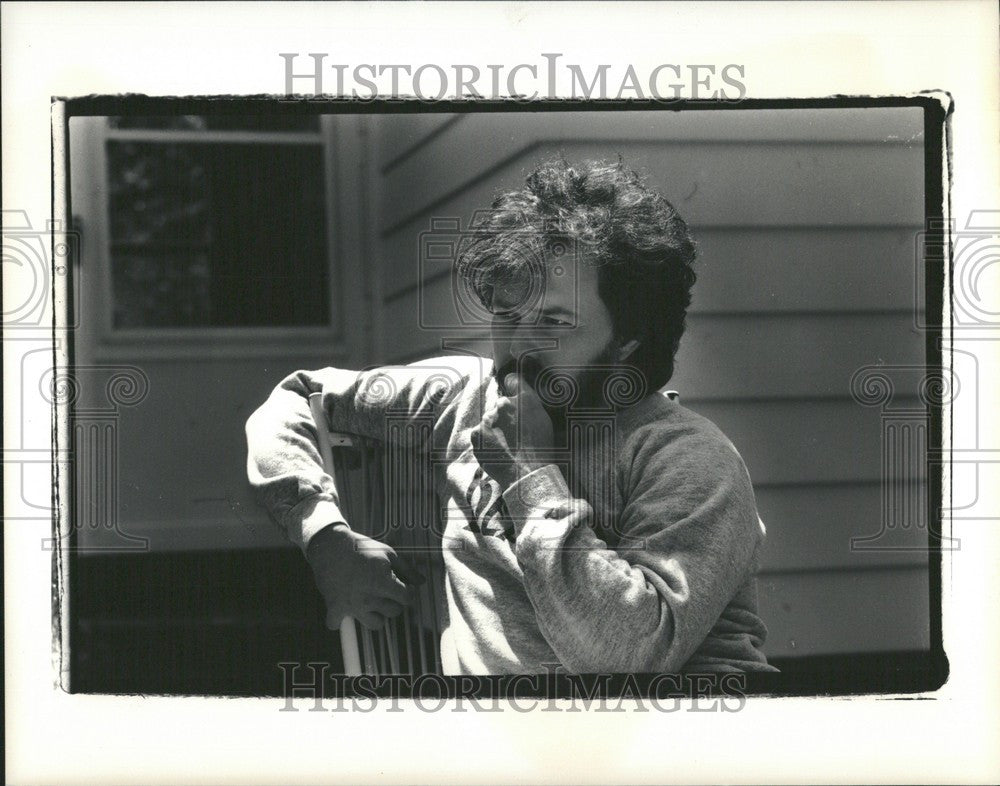 1988 Press Photo Curtis Armstrong Berkley Michigan - Historic Images