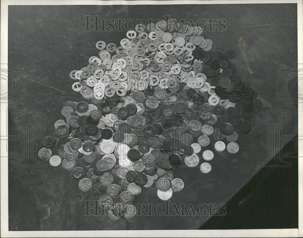 1945 Press Photo D.S.R. Fares - Historic Images