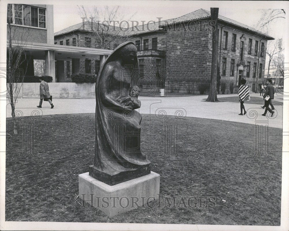 1971 Press Photo Detroit University - Historic Images