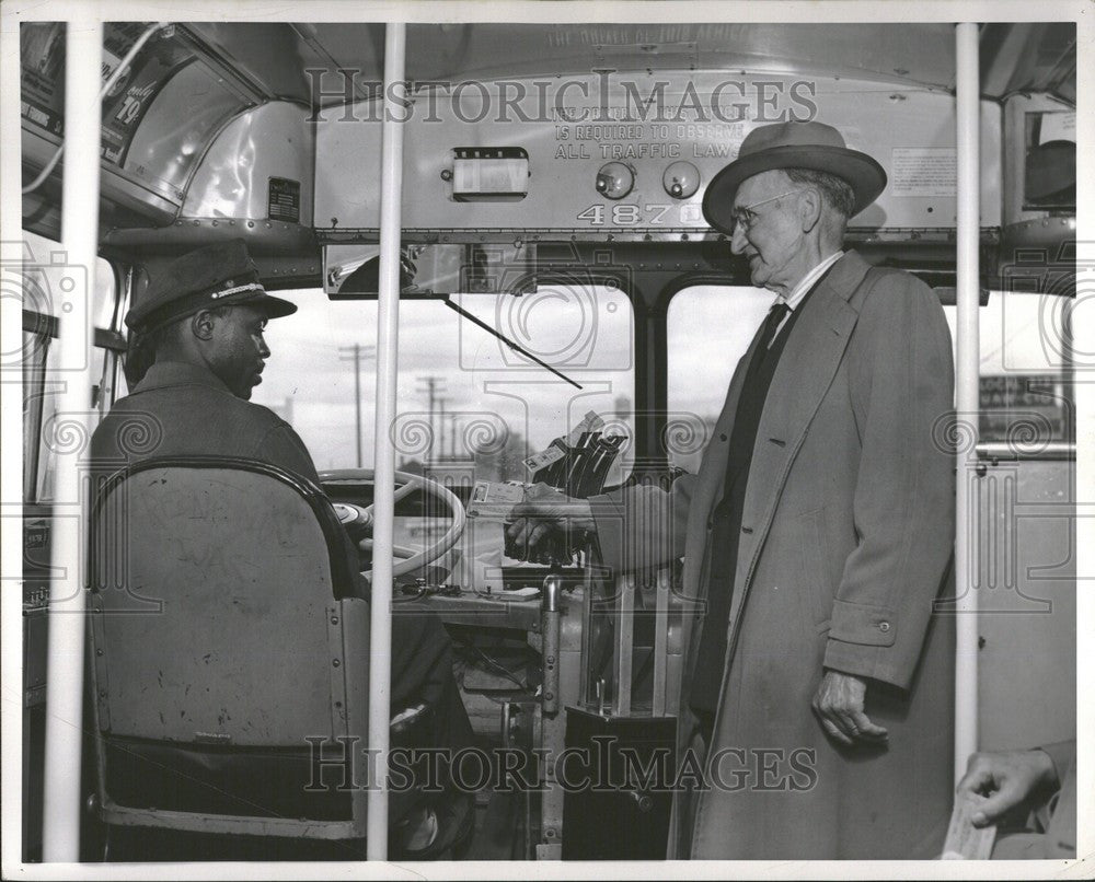 1956 Press Photo DSR Reduced Bus Ticket Permit Detroit - Historic Images