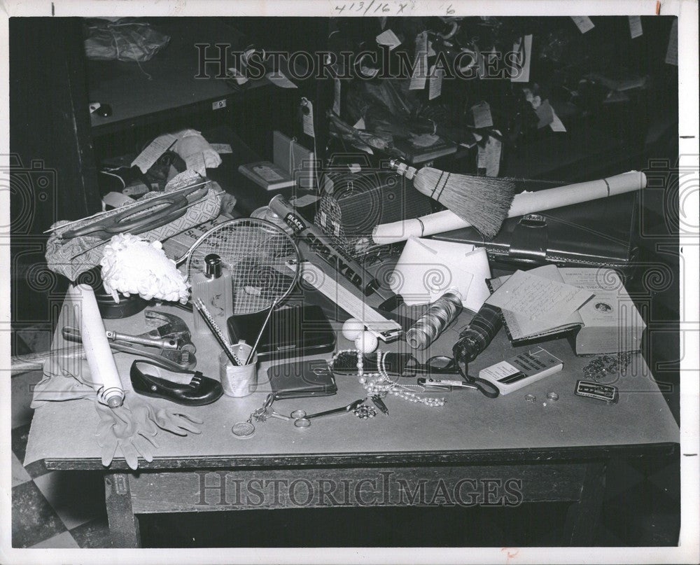 1961 Press Photo Lost and found - Historic Images