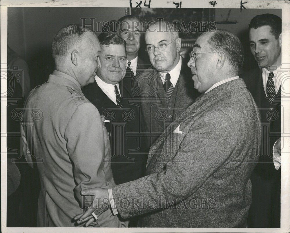 1953 Press Photo Eisenhamer K.T.Keller Hutchinson - Historic Images