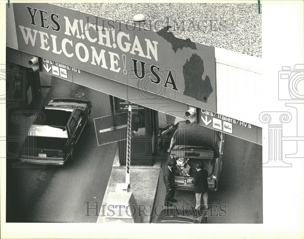 1988 Press Photo WINDSOR TUNNEL OF DETROIT - Historic Images