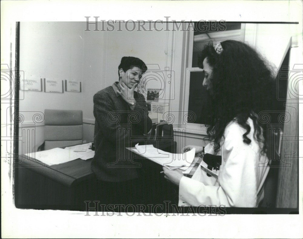 1993 Press Photo Harvard Heidi Queen - Historic Images