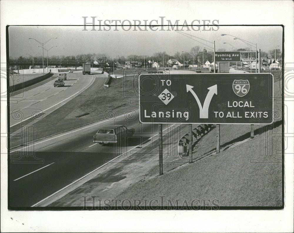 1976 Press Photo detroit jeffries freeway M-39 I-96 - Historic Images