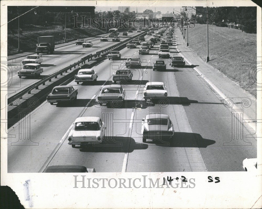 Press Photo Freeway - Historic Images