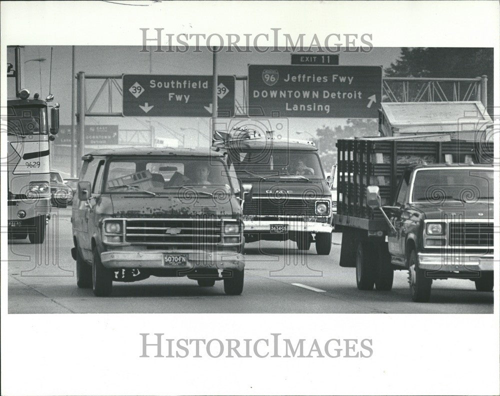1982 Press Photo Traffic Southfield Freeway Jeffries - Historic Images