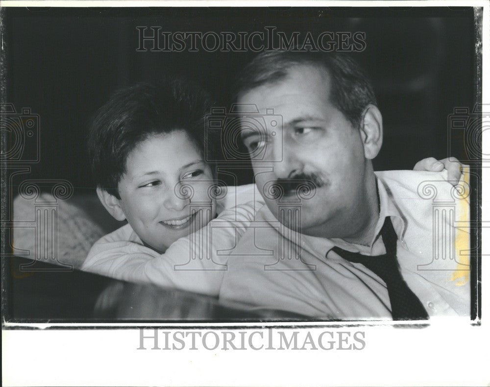 1989 Press Photo Christopher Ventura Mario family home - Historic Images