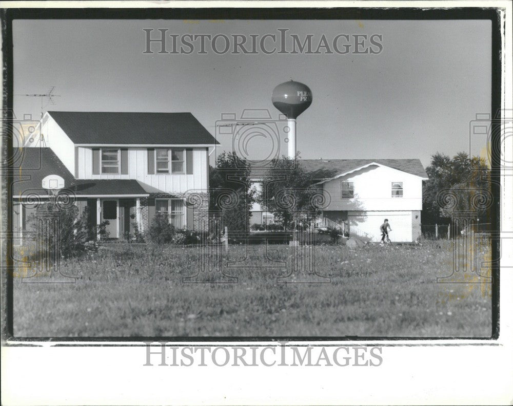 1989 Press Photo Timber Ridge Pleasant Prairie Water - Historic Images