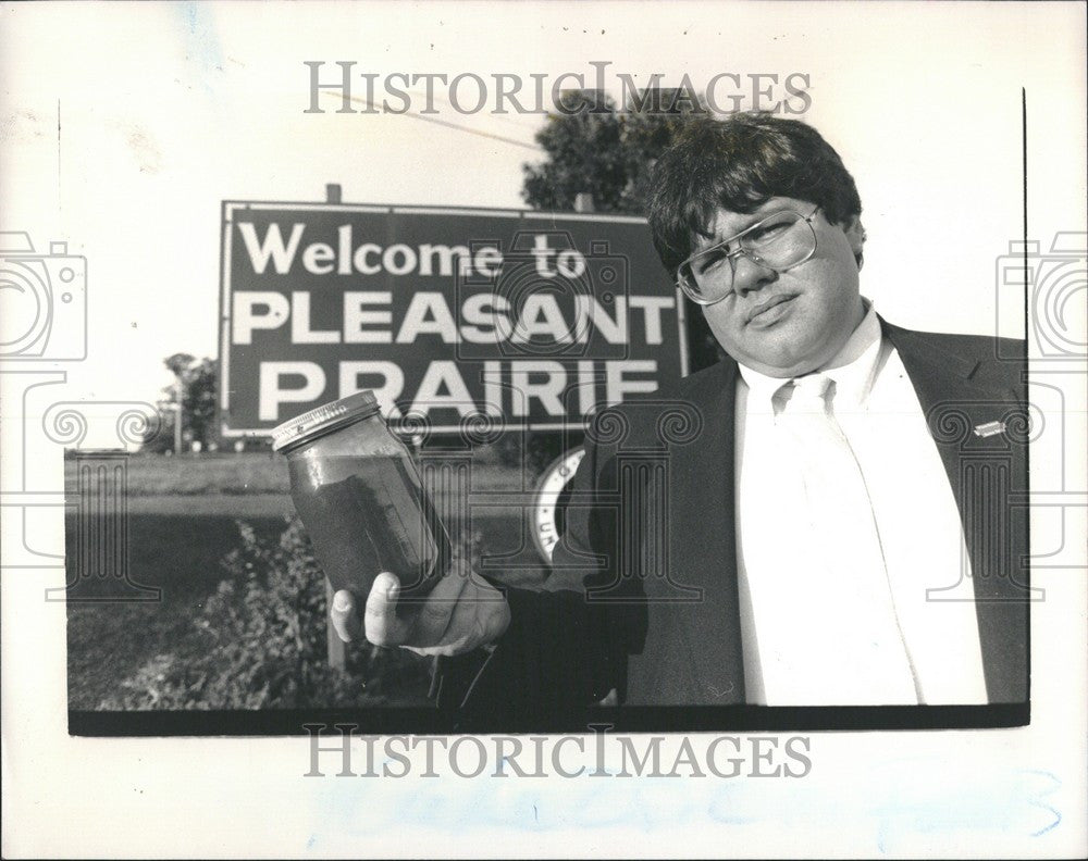 1989 Press Photo Michael Pollocoff Administrator - Historic Images