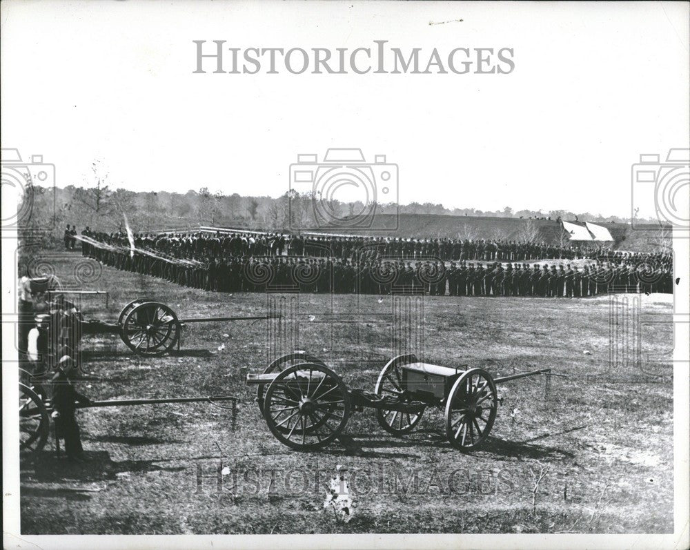 1965 Press Photo FORT WAYNE Volunteer Regiment - Historic Images