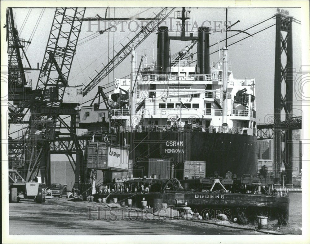 1985 Press Photo Detroit Marine Terminal - Historic Images