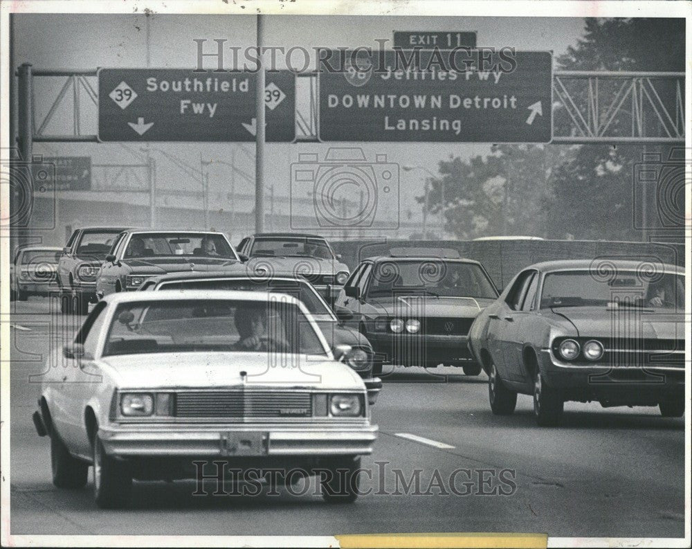 1982 Press Photo Southfield Freeway Jeffries Detroit - Historic Images