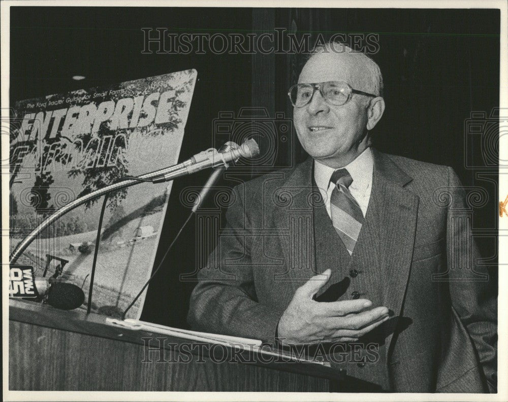 1983 Press Photo Dean Pridgeon DepartmentofAgriculture - Historic Images