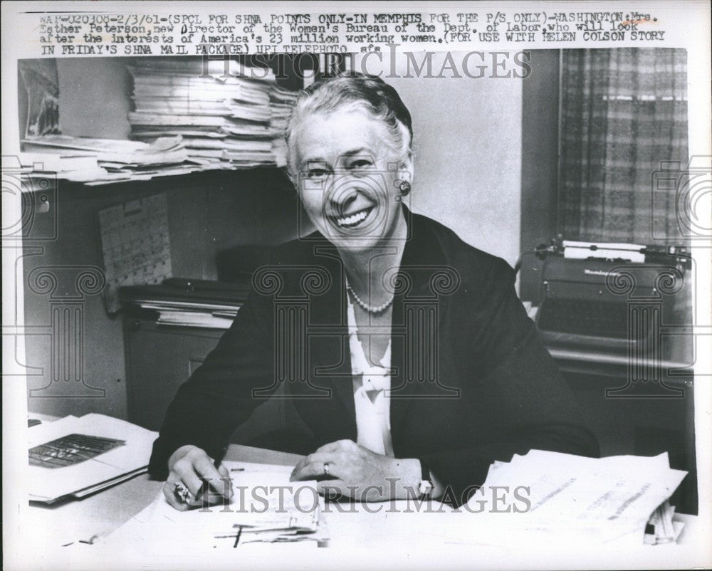 1961 Press Photo Ester Peterson Director Dept of Labor - Historic Images