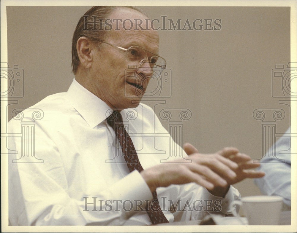 1984 Press Photo DONALD PETERSEN American businessman - Historic Images