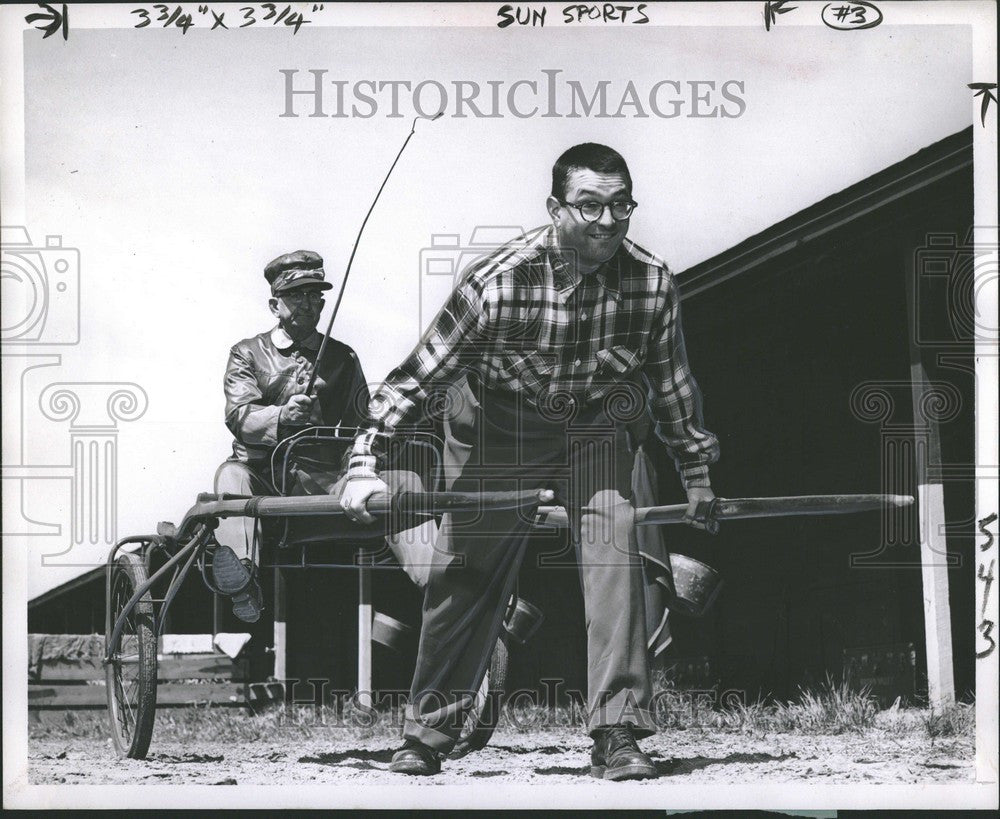 1953 Press Photo Trainer Riley Walters - Historic Images