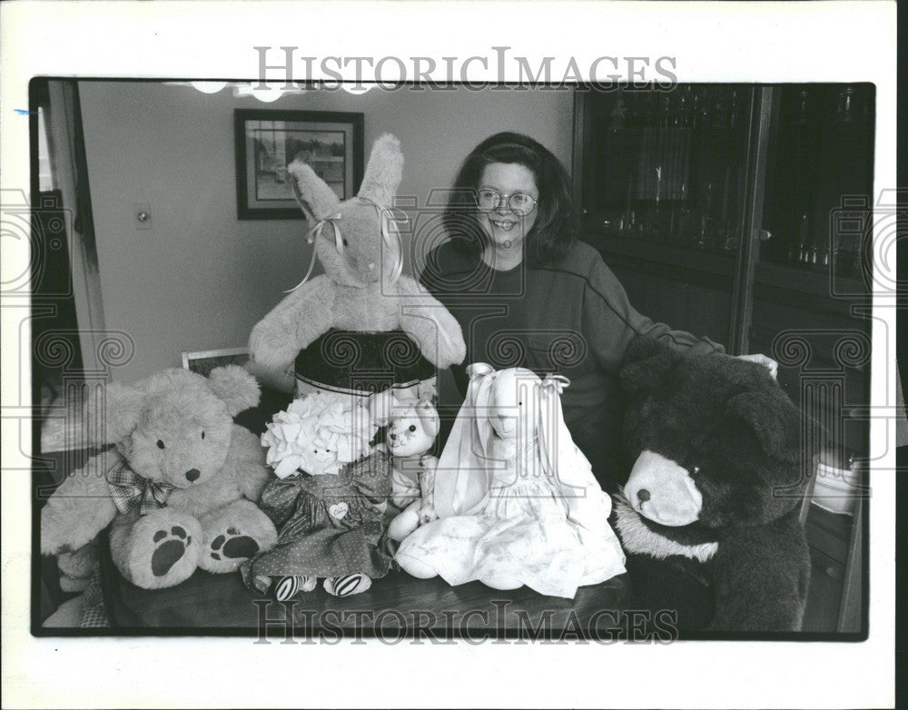 1990 Press Photo Toy Maker Debby Peters Bloomfield Hill - Historic Images